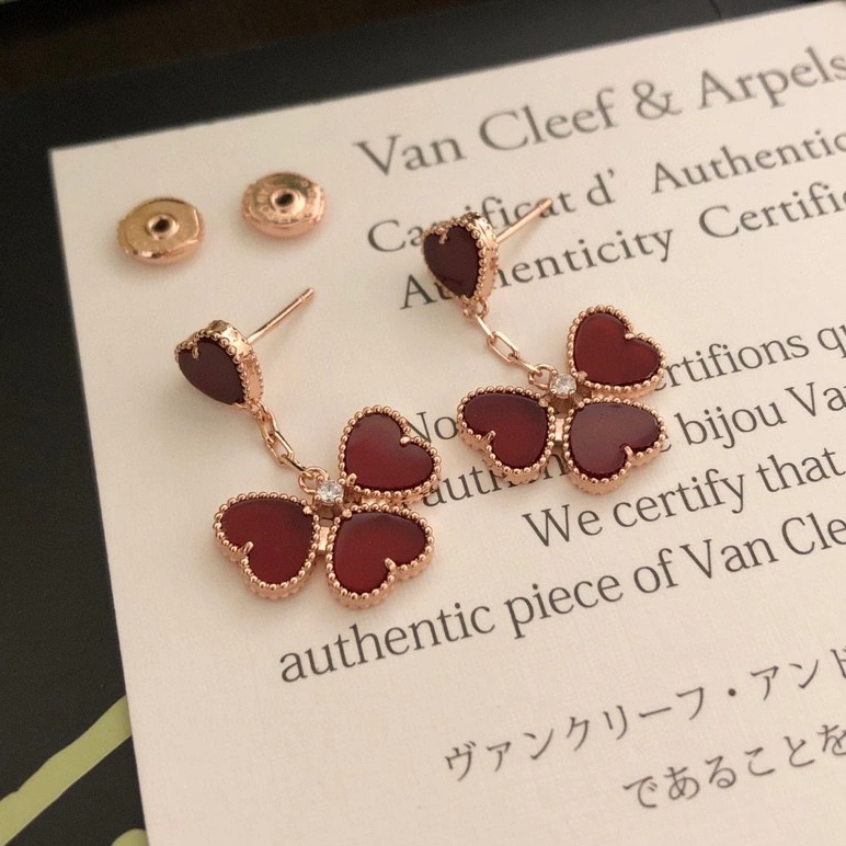 Van Cleef & Arpels Jewelry Set For Women WellDesigned 3089