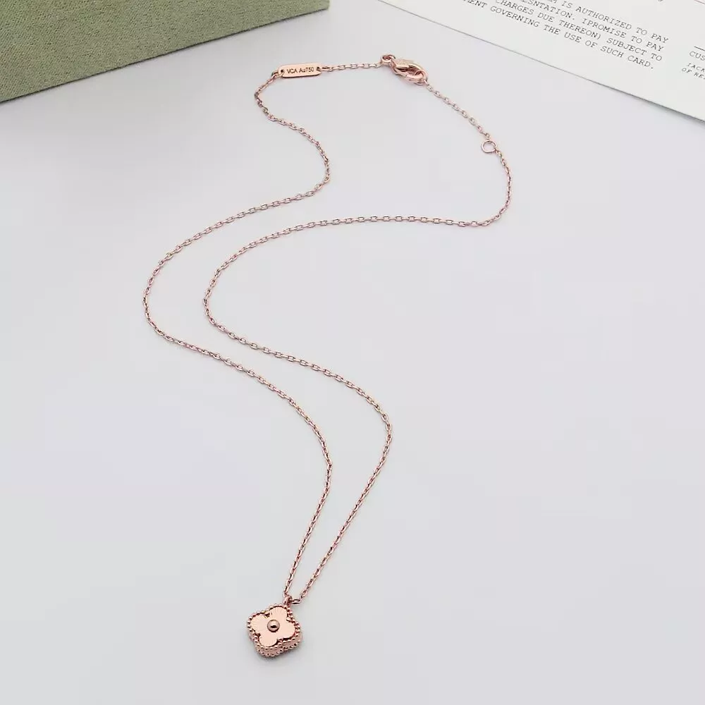 Van Cleef & Arpels Necklaces For Women Bold 4394
