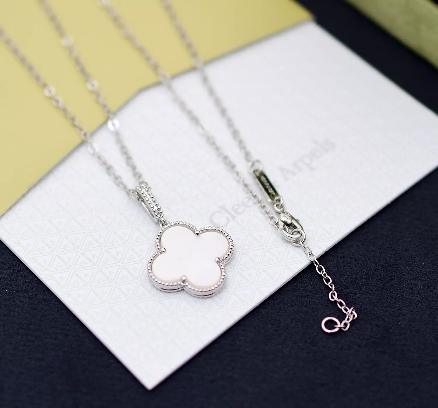 Van Cleef & Arpels Necklaces For Women Classic 1028