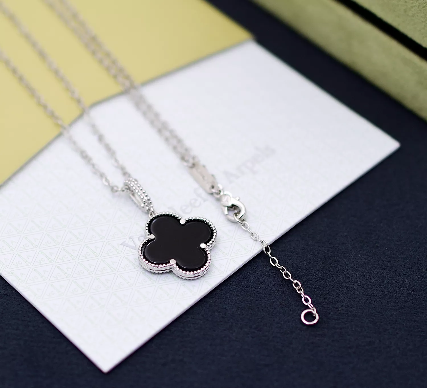 Van Cleef & Arpels Necklaces For Women Soft 4728