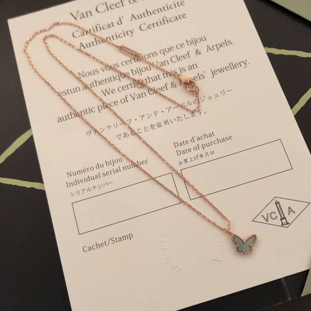 Van Cleef & Arpels Necklaces For Women Sophisticated 6713