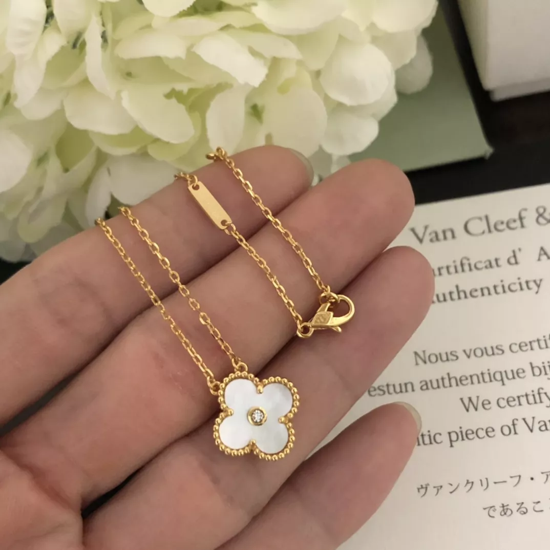 Van Cleef & Arpels Necklaces For Women Unique 5817