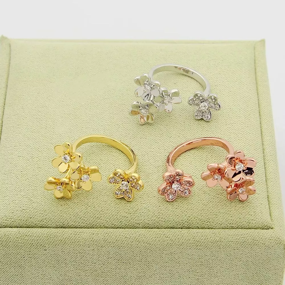 Van Cleef & Arpels Rings For Women Efficient 4202
