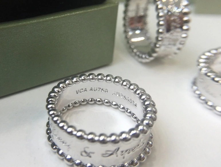 Van Cleef & Arpels Rings For Women Sleek 1560