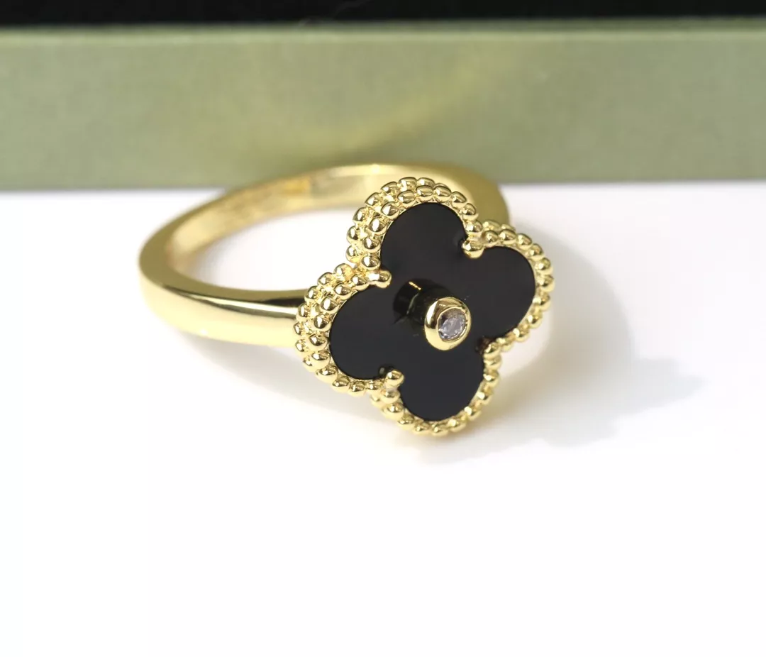 Van Cleef & Arpels Rings For Women UrbanStyle 3934