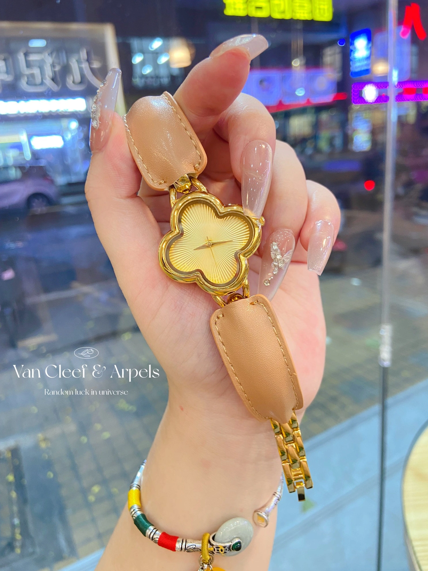 Van Cleef & Arpels Watches For Women Lightweight 521
