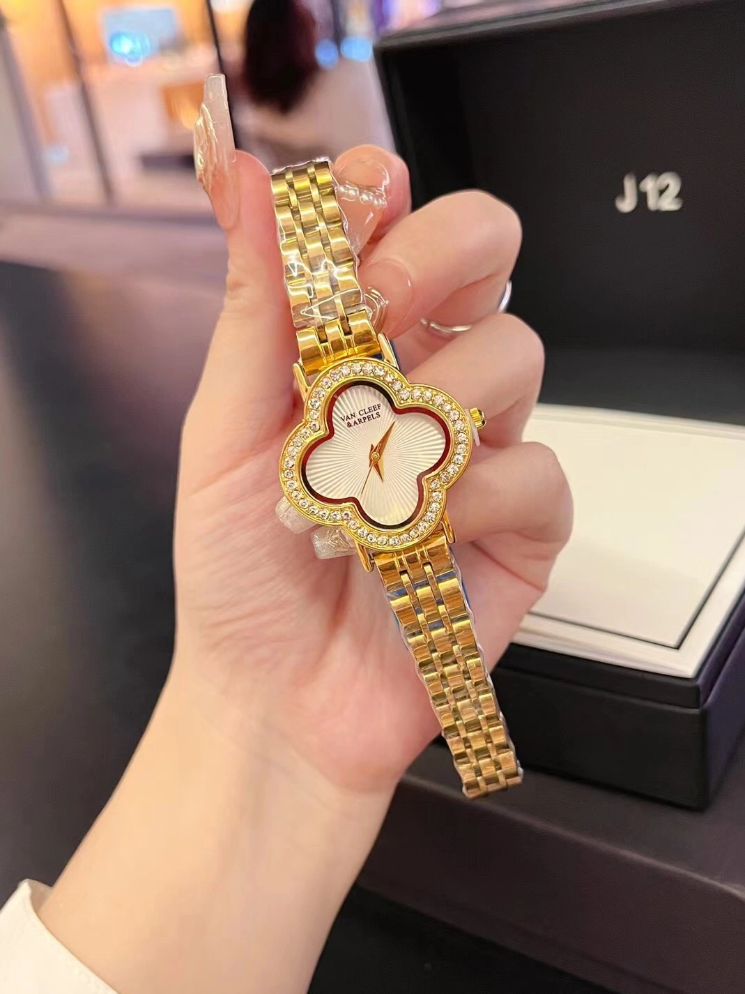 Van Cleef & Arpels Watches For Women Minimalist 2793