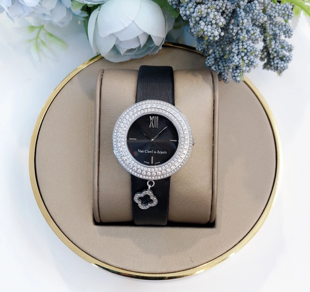 Van Cleef &Arpels AAA Quality Watches Refined 7569