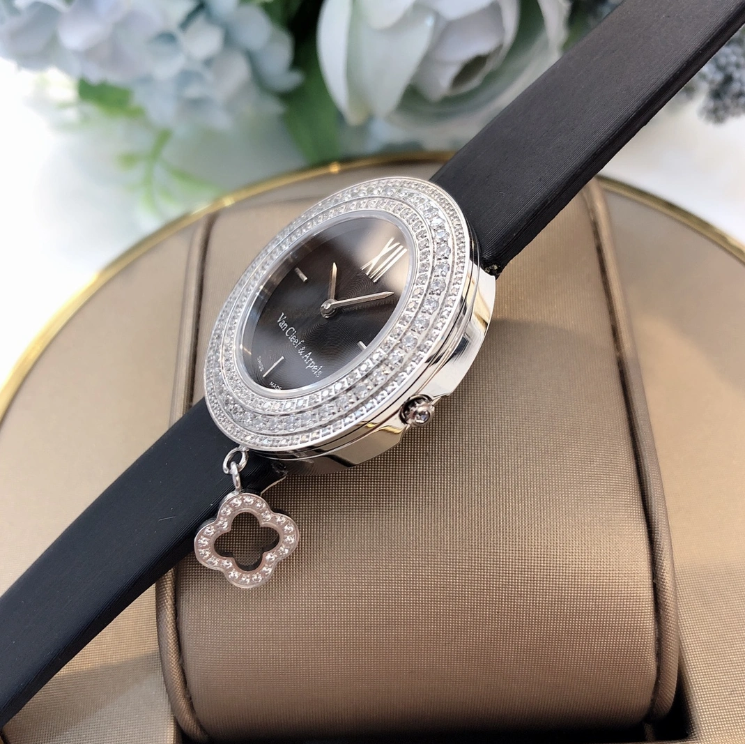 Van Cleef &Arpels AAA Quality Watches Refined 7569