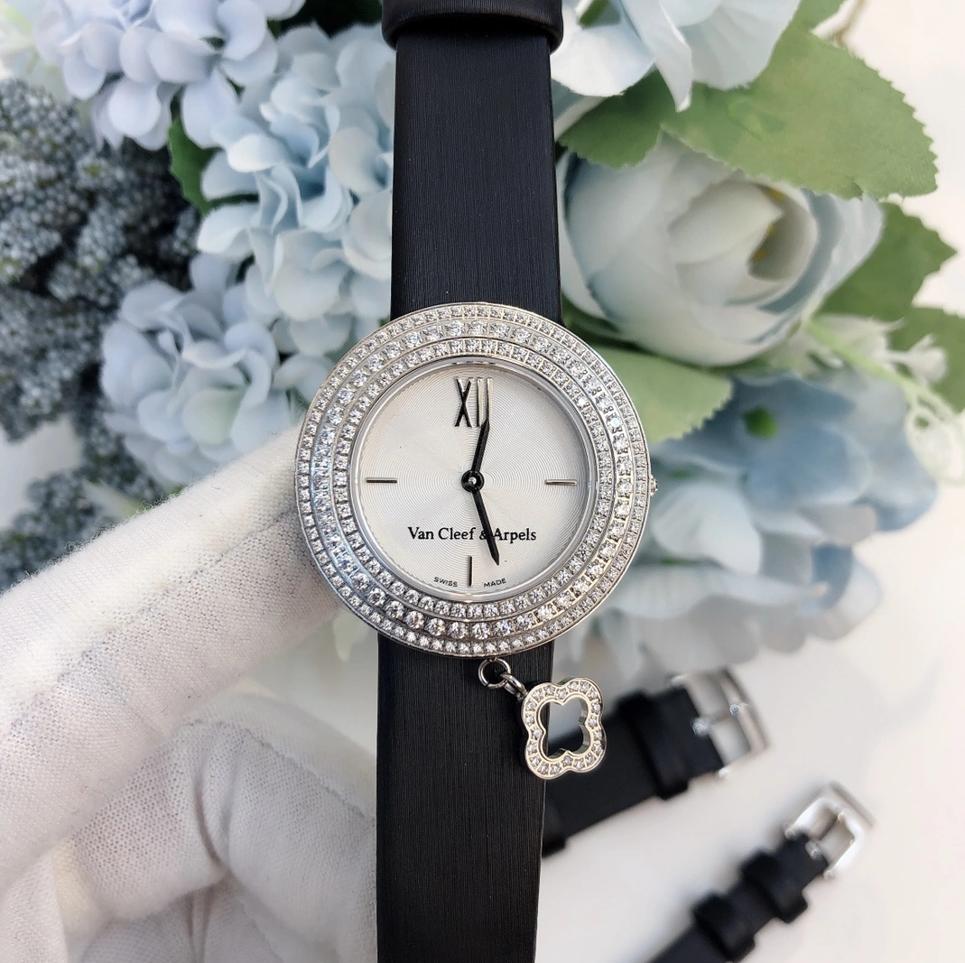 Van Cleef &Arpels AAA Quality Watches Resilient 1511