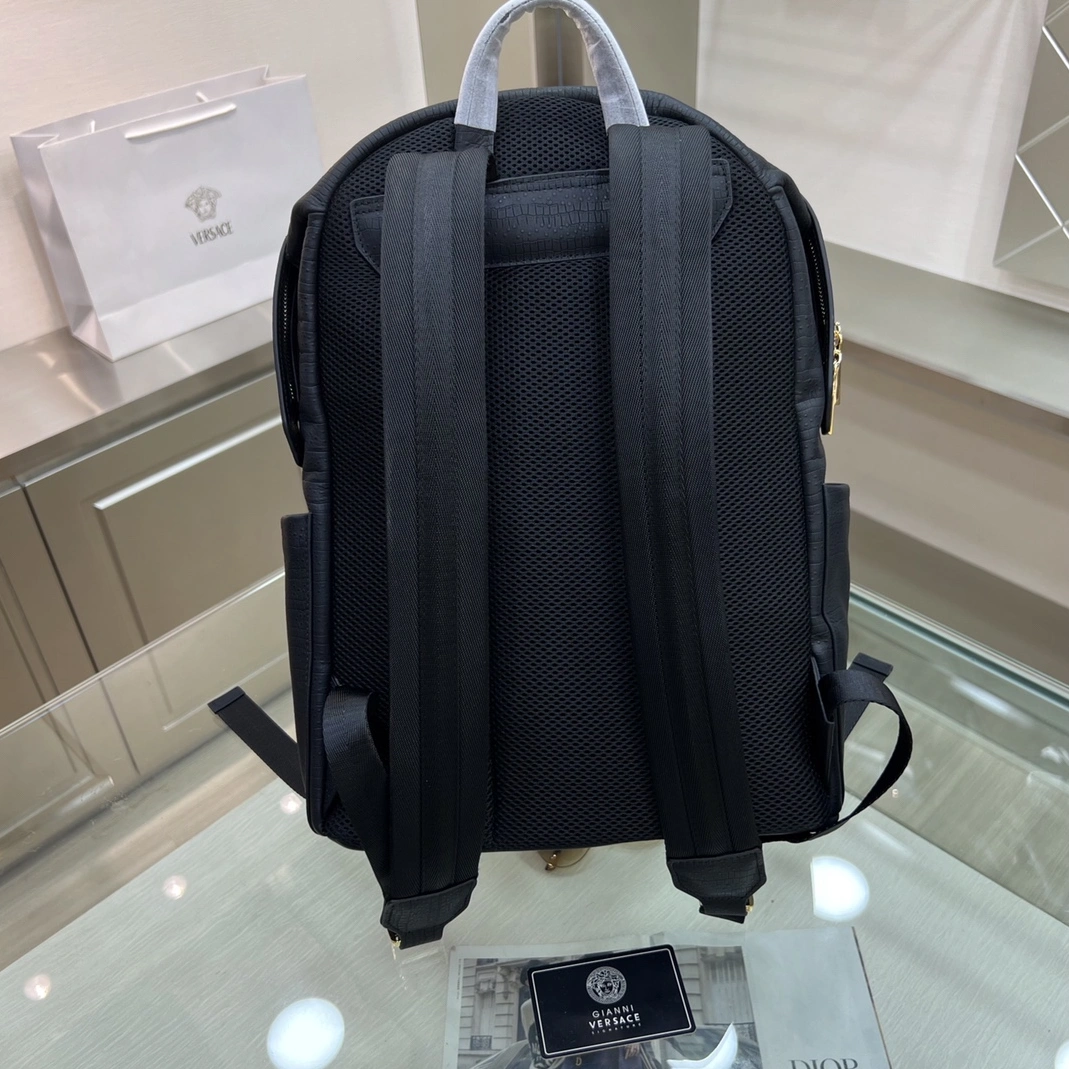 Versace AAA Man Backpacks Minimalist 4556