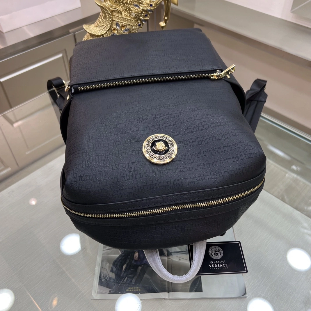 Versace AAA Man Backpacks Minimalist 4556