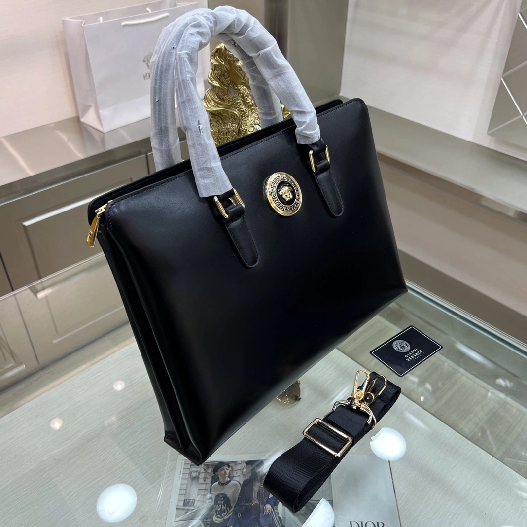 Versace AAA Man Handbags Cozy 2990