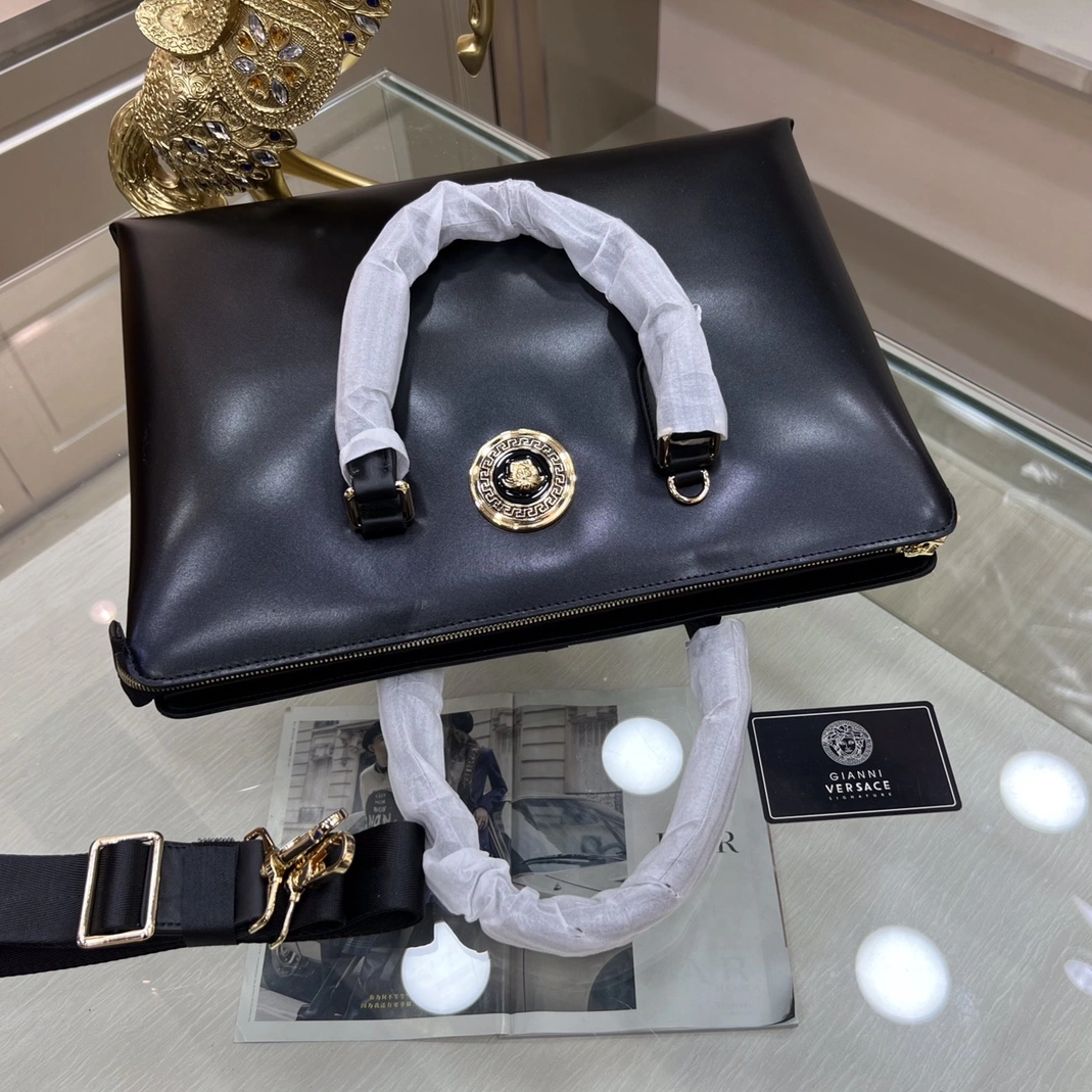 Versace AAA Man Handbags Cozy 2990
