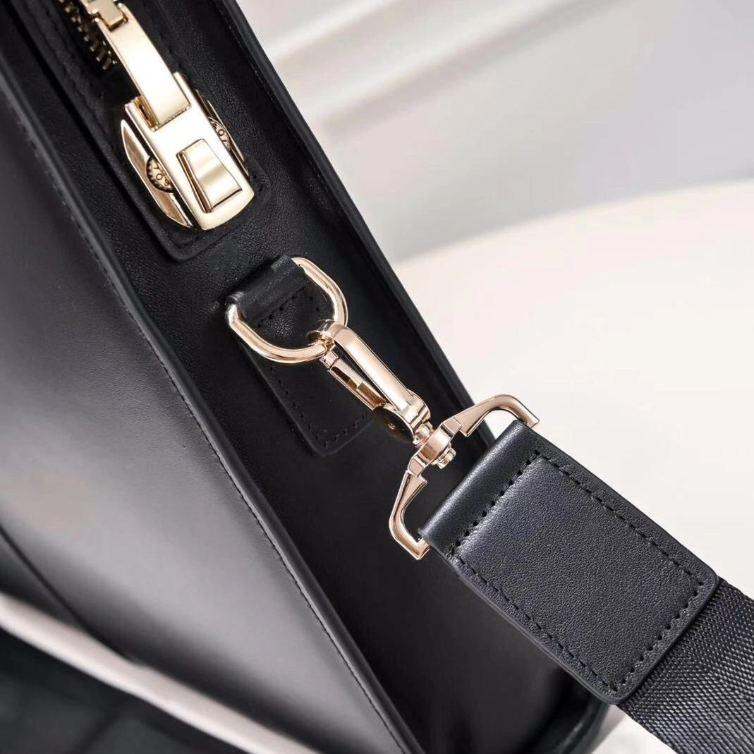 Versace AAA Man Handbags GoodFit 1877