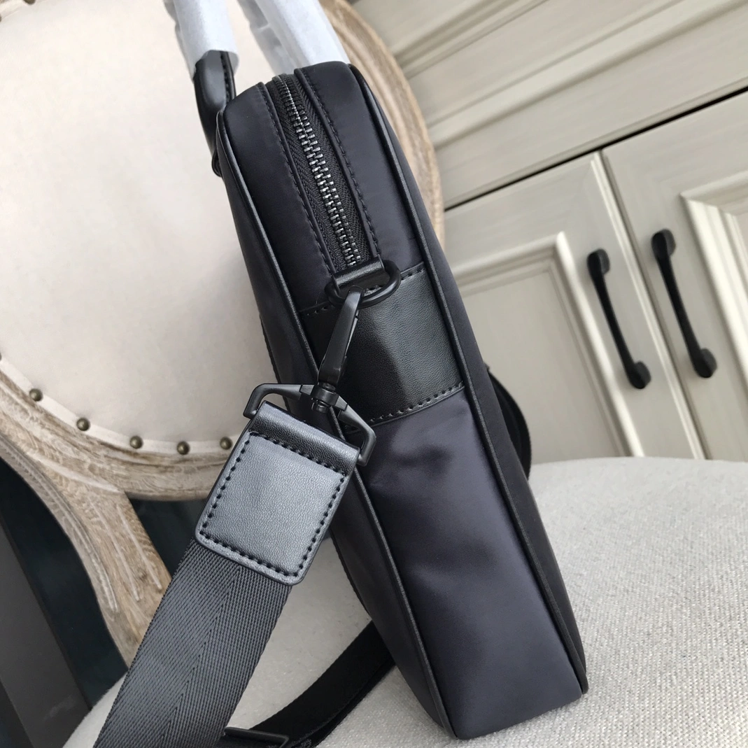 Versace AAA Man Handbags Resilient 2387