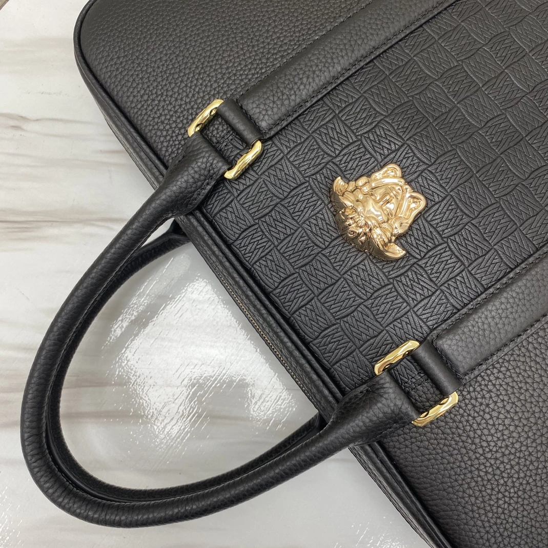 Versace AAA Man Handbags Sophisticated 5771