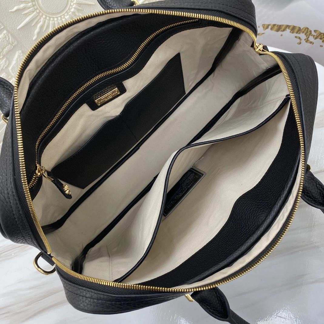 Versace AAA Man Handbags Sophisticated 5771