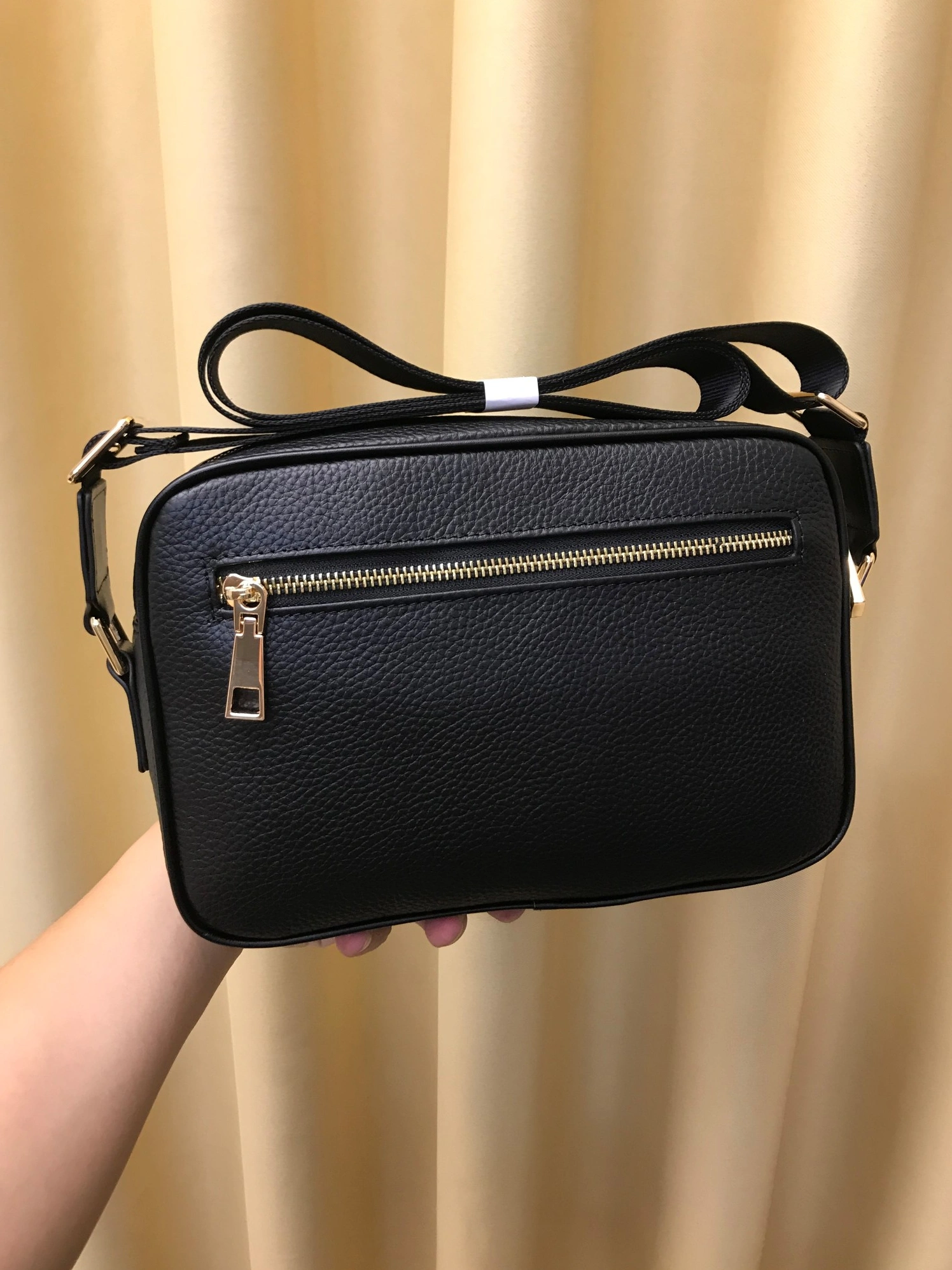 Versace AAA Man Messenger Bags AllSeason 3381