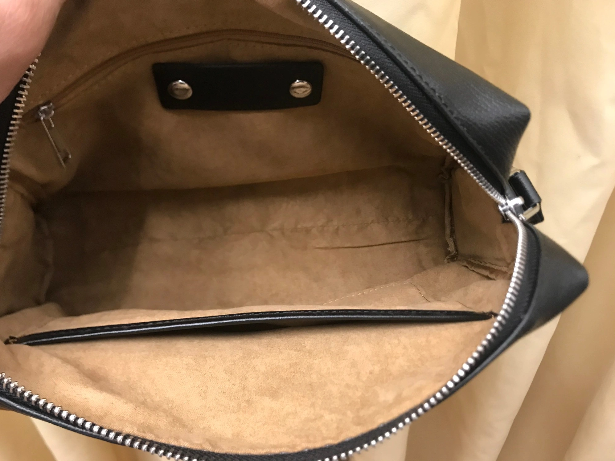 Versace AAA Man Messenger Bags Bold 1820