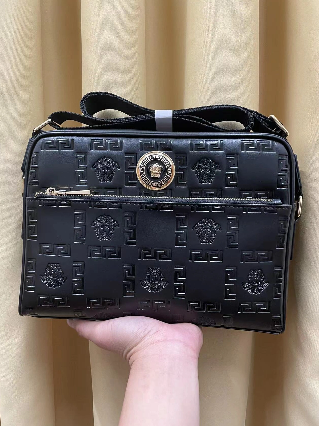 Versace AAA Man Messenger Bags Classic 6327