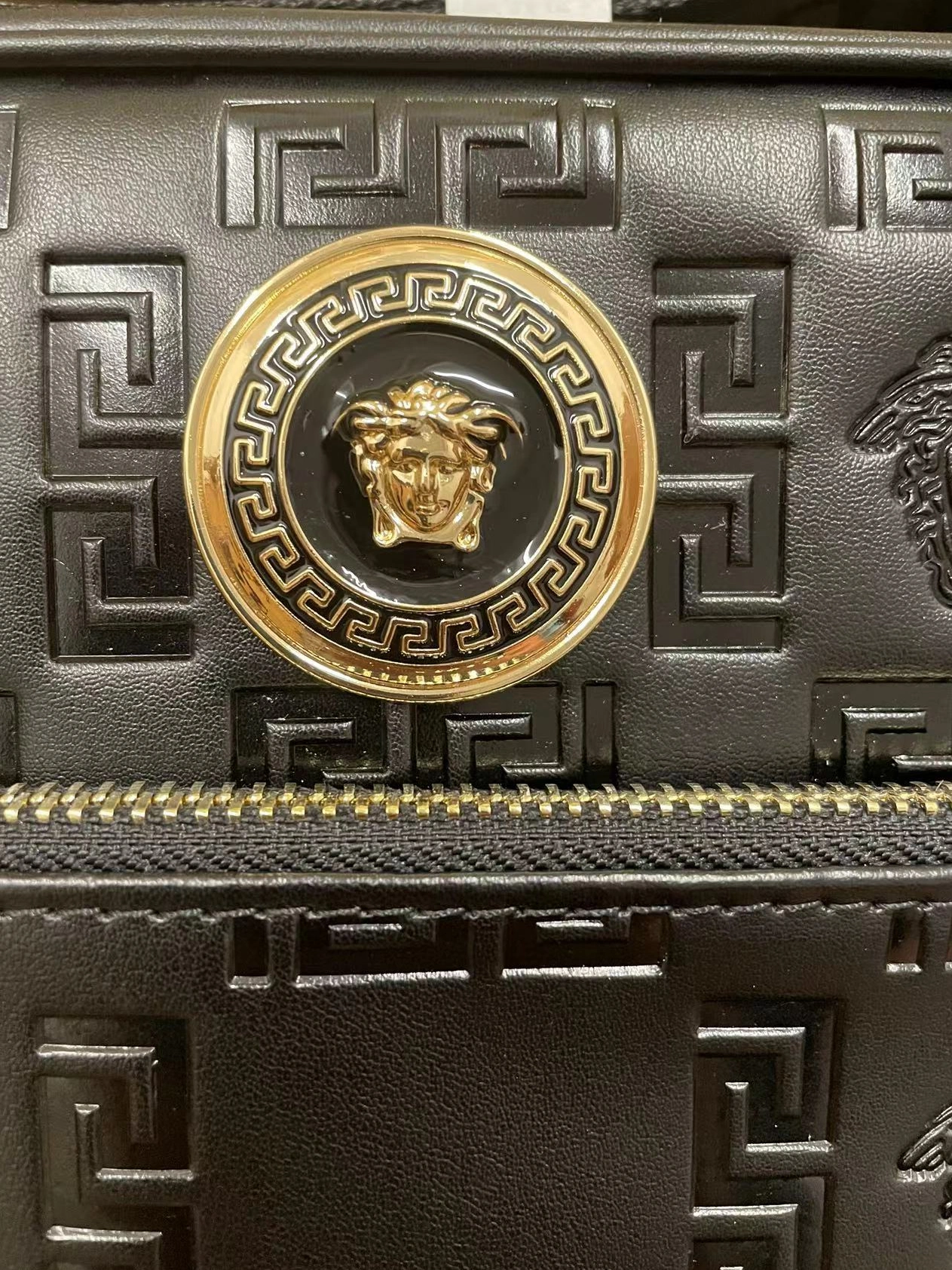 Versace AAA Man Messenger Bags Classic 6327