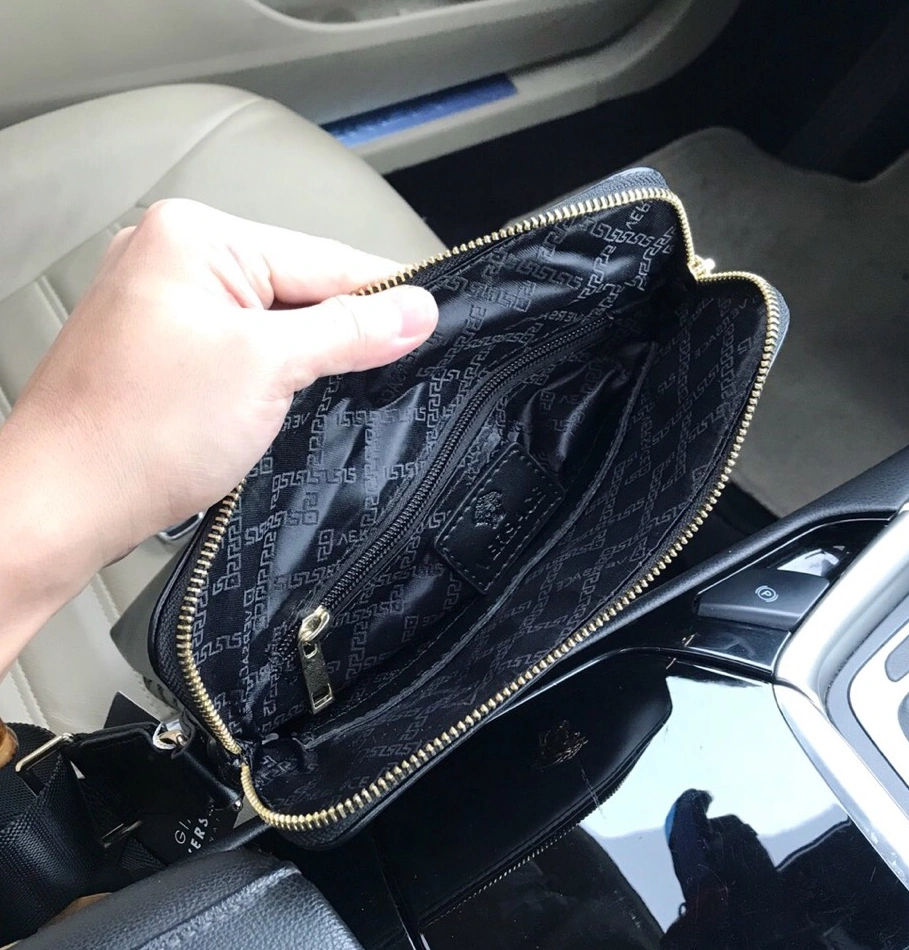 Versace AAA Man Messenger Bags Lightweight 5746