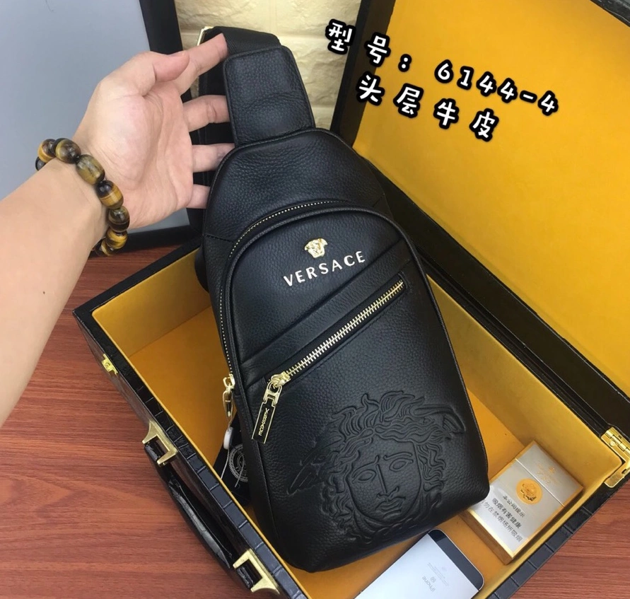 Versace AAA Man Messenger Bags NewStyle 2374