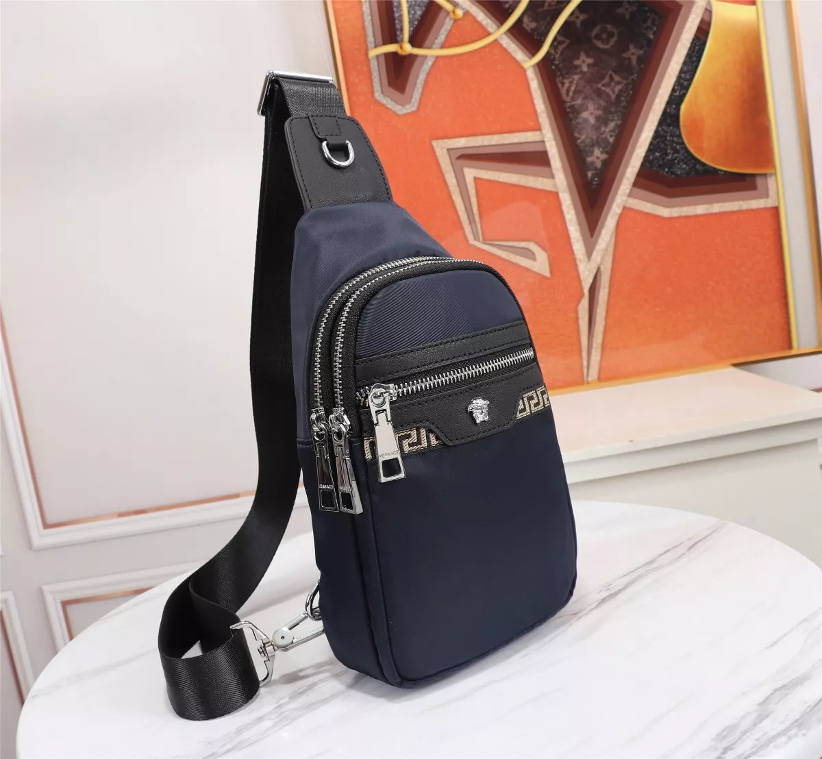 Versace AAA Man Messenger Bags Practical 6937