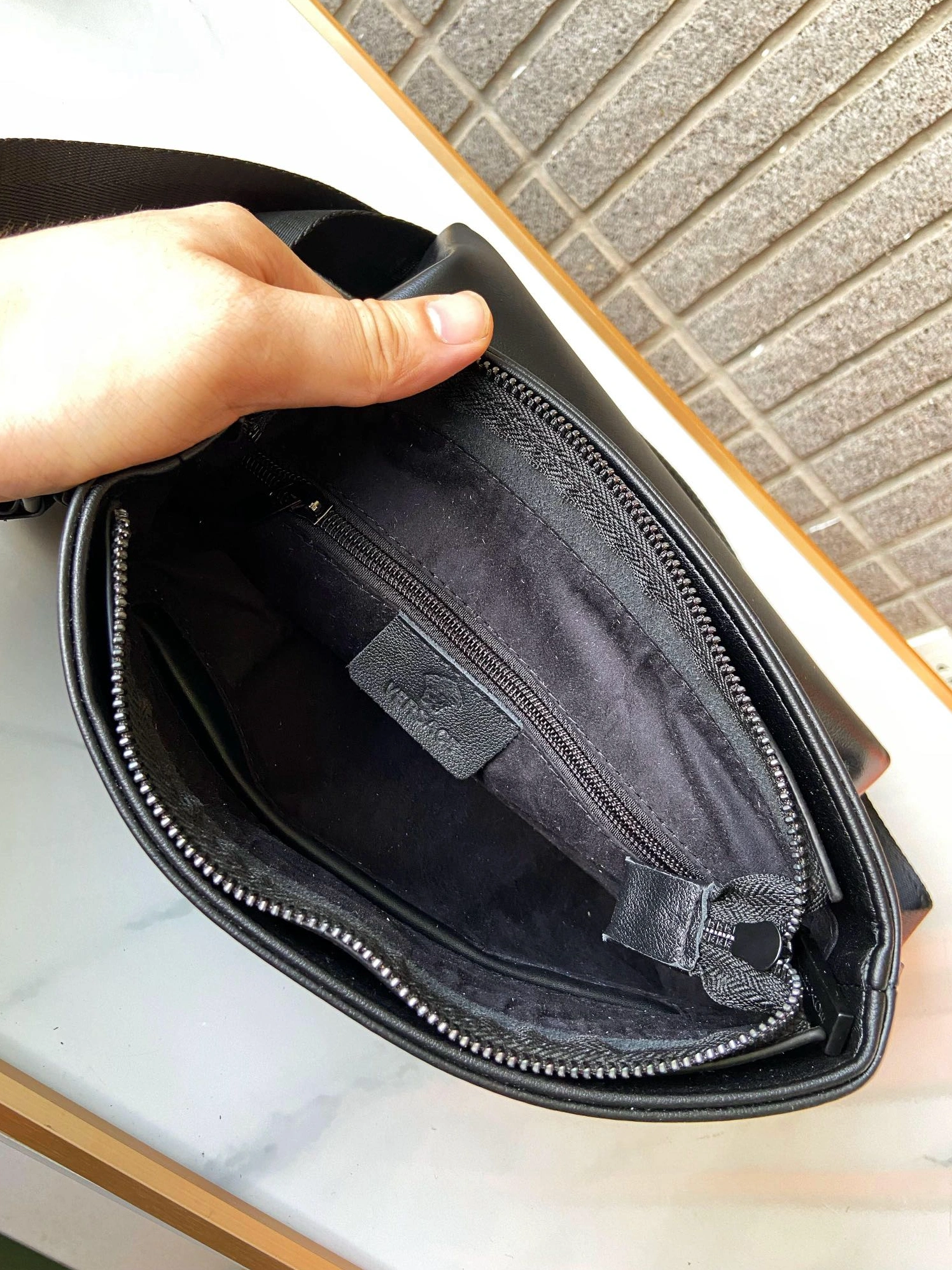 Versace AAA Man Messenger Bags Resilient 5849