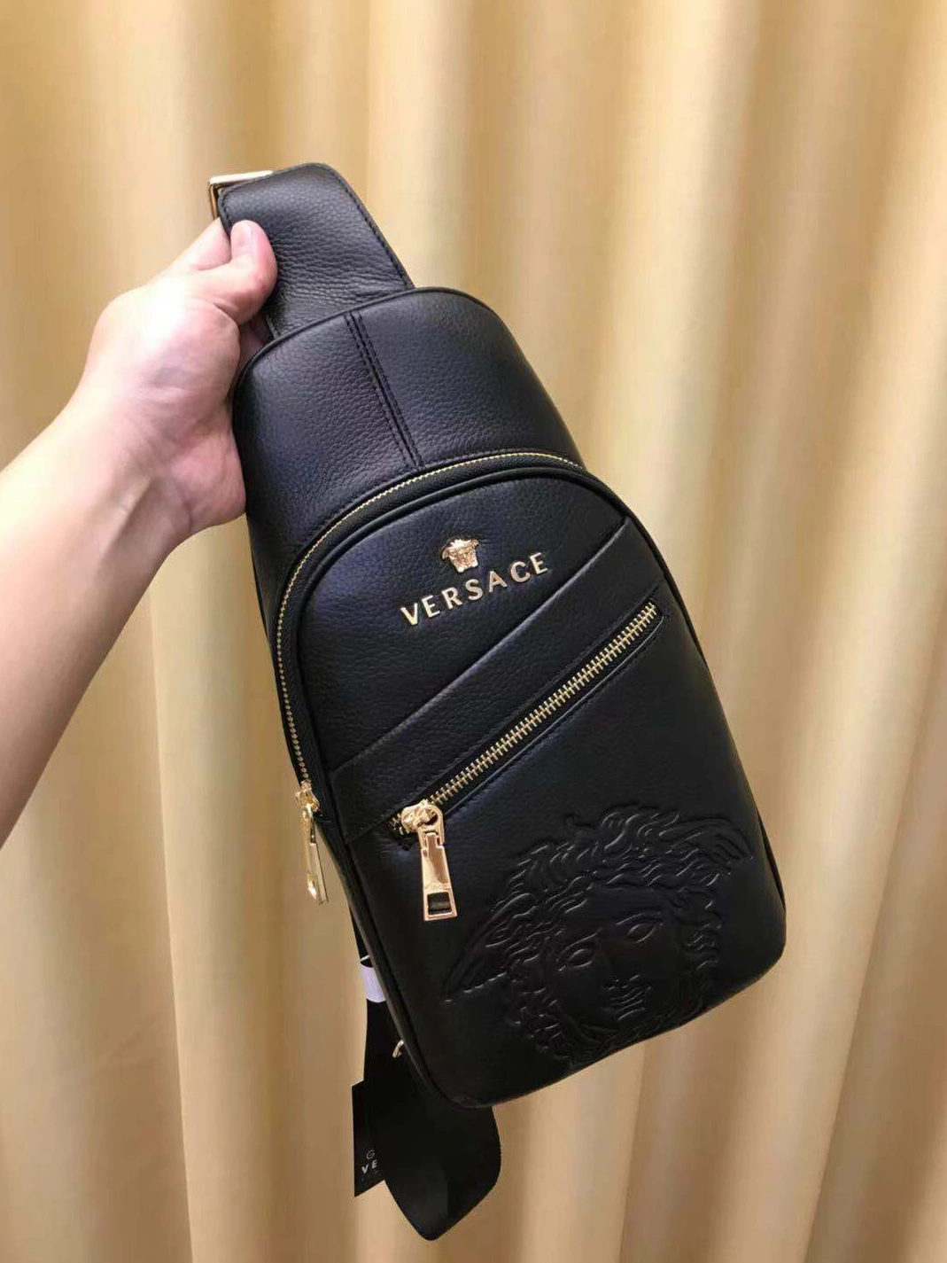 Versace AAA Man Messenger Bags StreetReady 2974