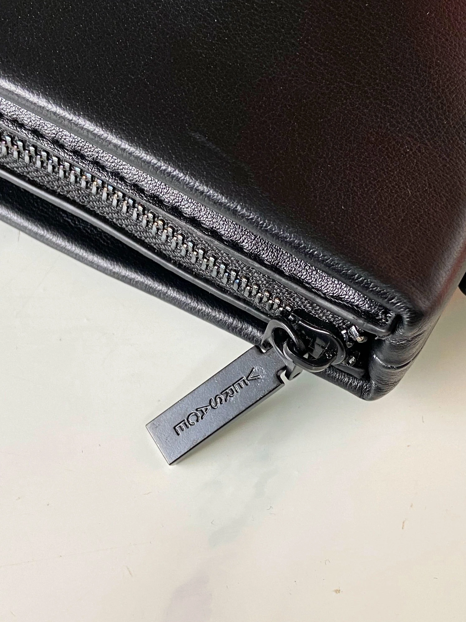 Versace AAA Man Messenger Bags Trendy 9799