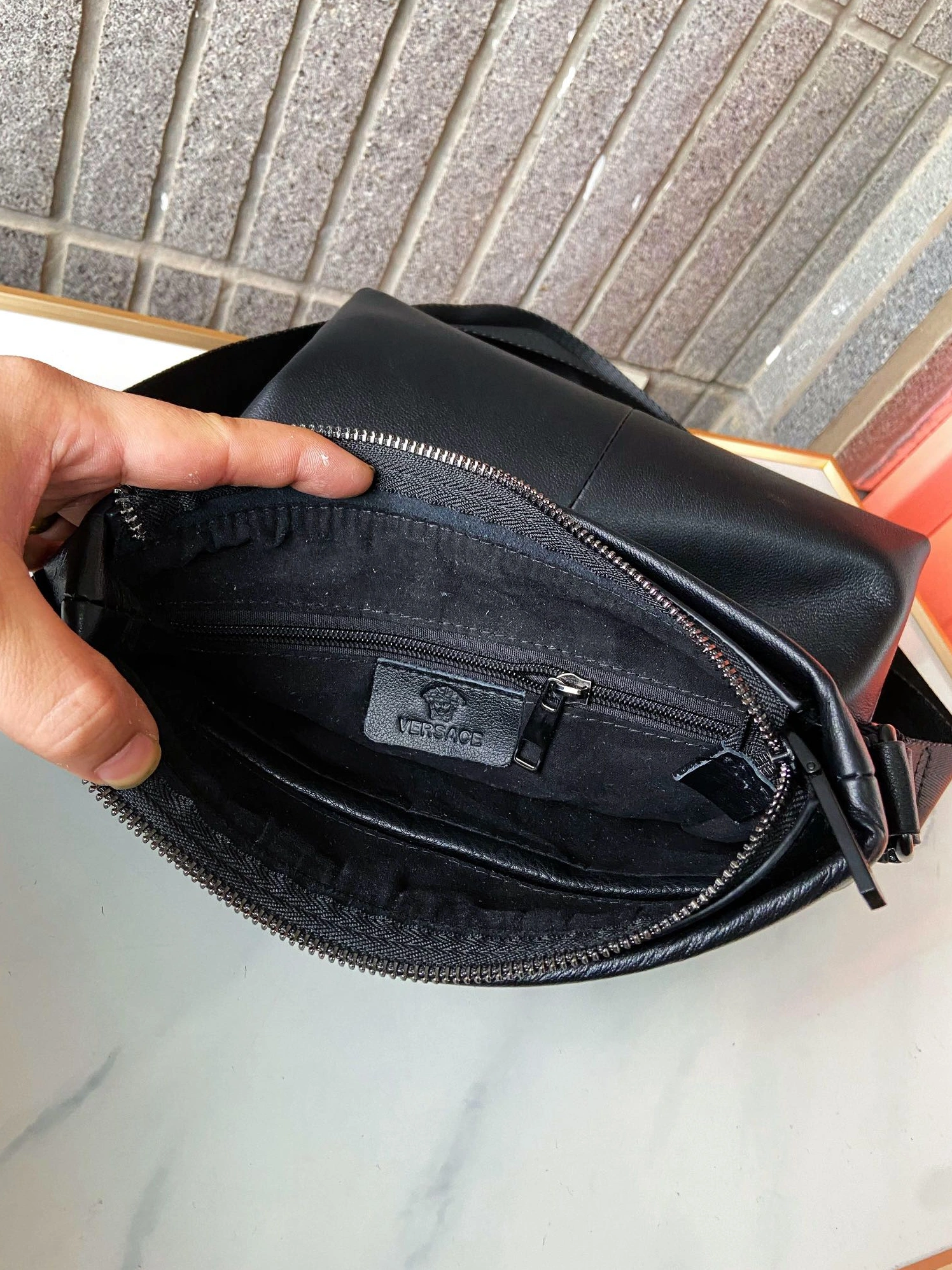 Versace AAA Man Messenger Bags Trendy 9799