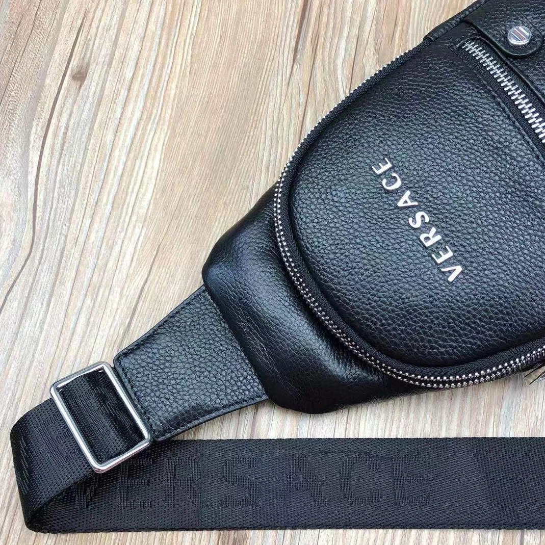 Versace AAA Man Messenger Bags WellDesigned 8155