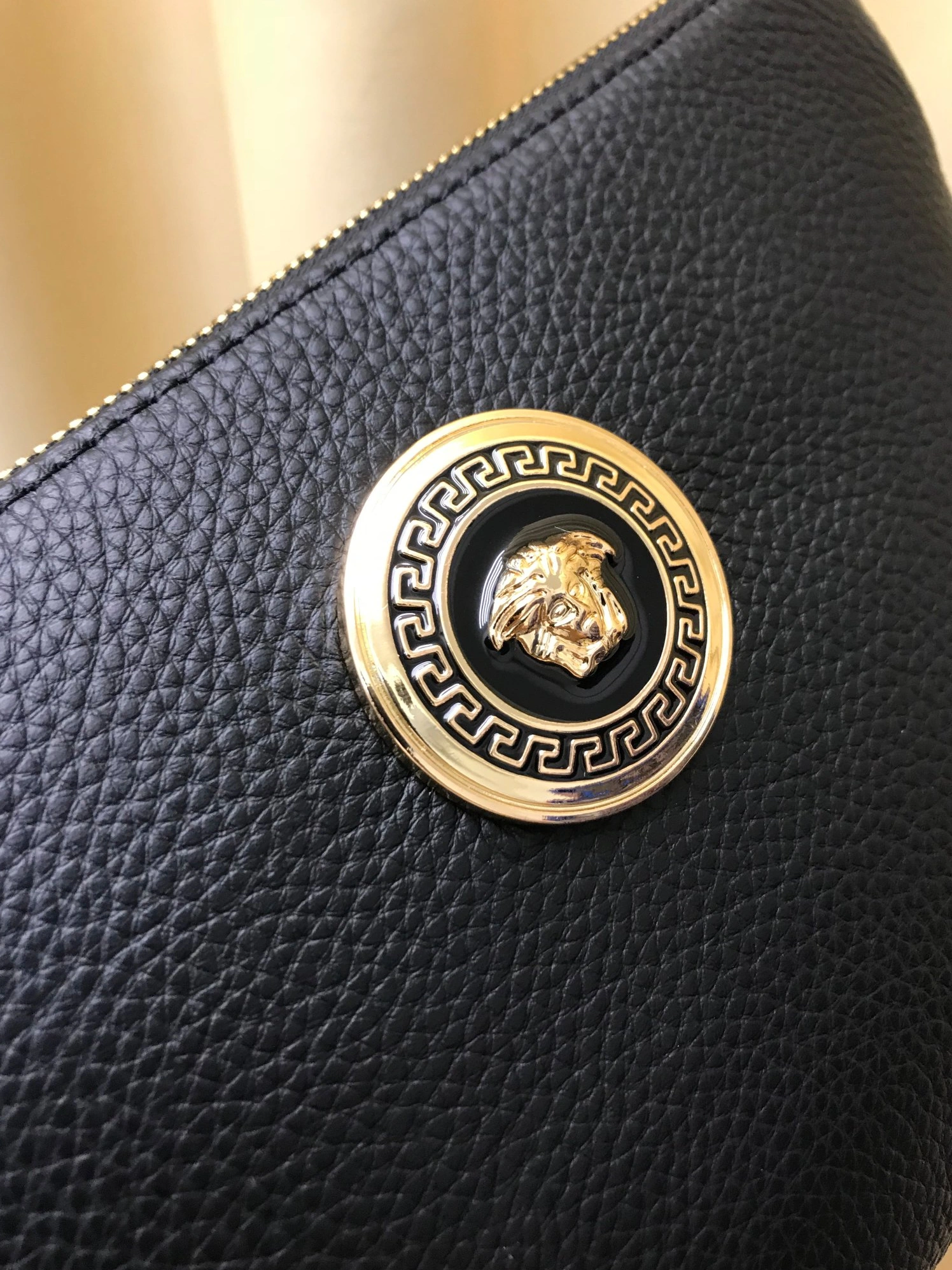 Versace AAA Man Wallets Elegant 6418