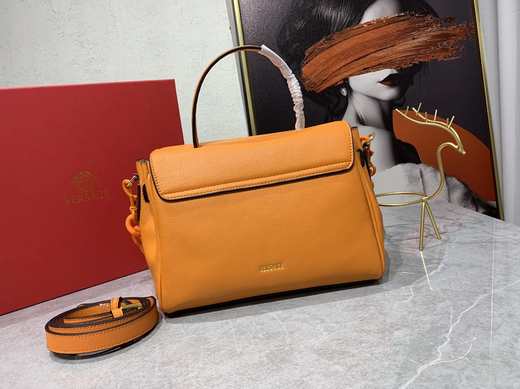 Versace AAA Quality Handbags For Women Affordable 5662