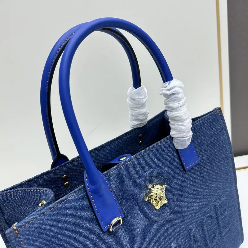 Versace AAA Quality Handbags For Women Cozy 3456