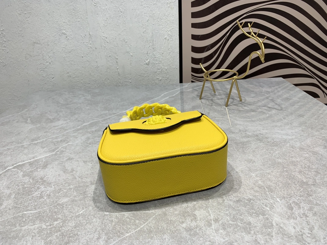 Versace AAA Quality Handbags For Women HighQuality 295
