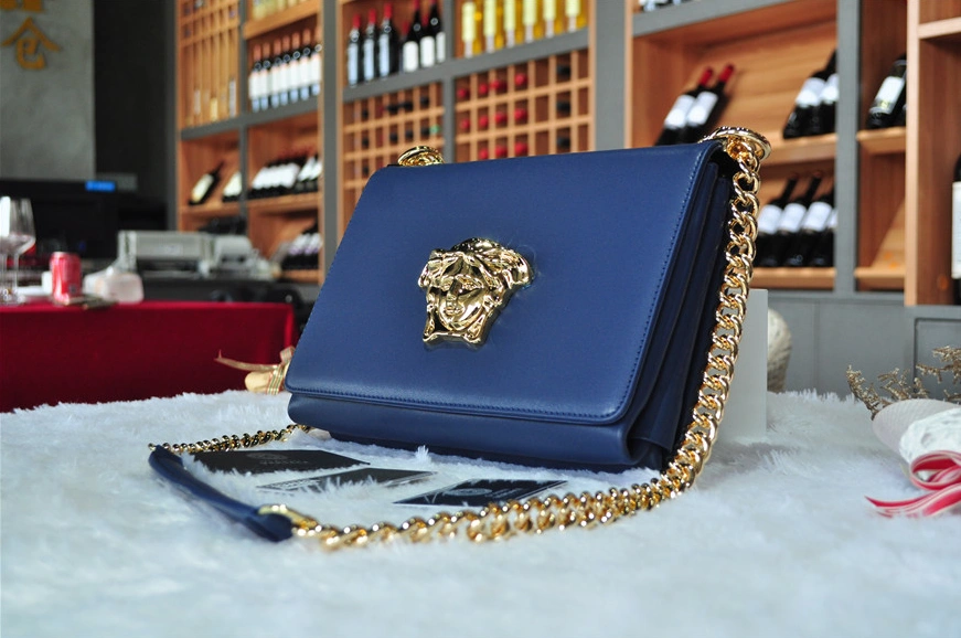 Versace AAA Quality Messenger Bags Classic 972