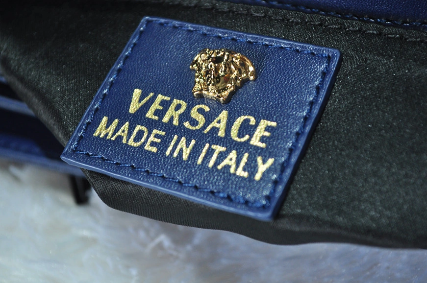 Versace AAA Quality Messenger Bags Classic 972