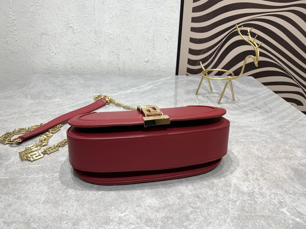 Versace AAA Quality Messenger Bags For Women Fashionable 5765