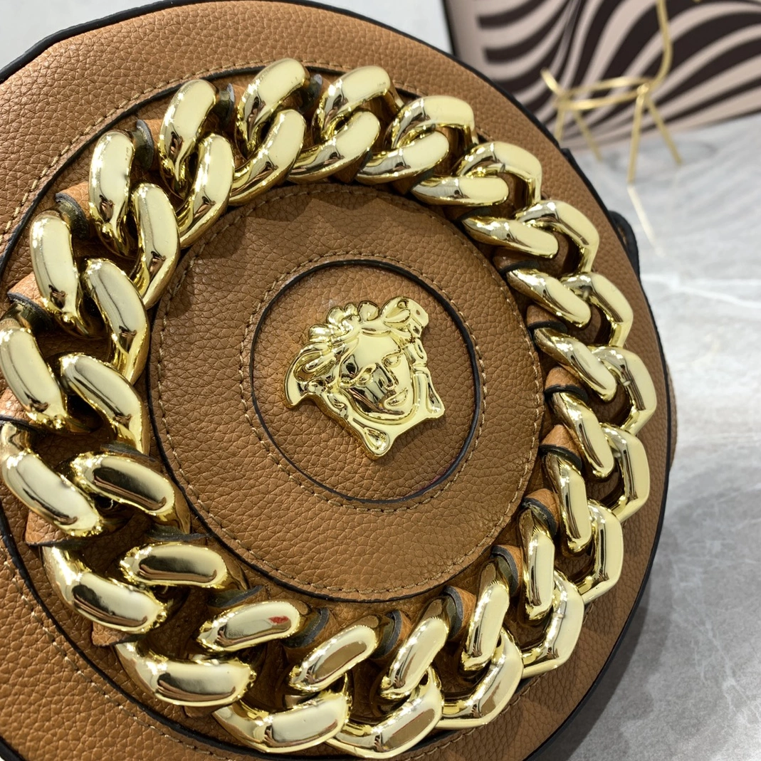 Versace AAA Quality Messenger Bags For Women SmartChoice 8363