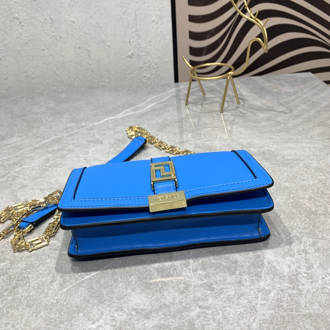 Versace AAA Quality Messenger Bags For Women Soft 6448