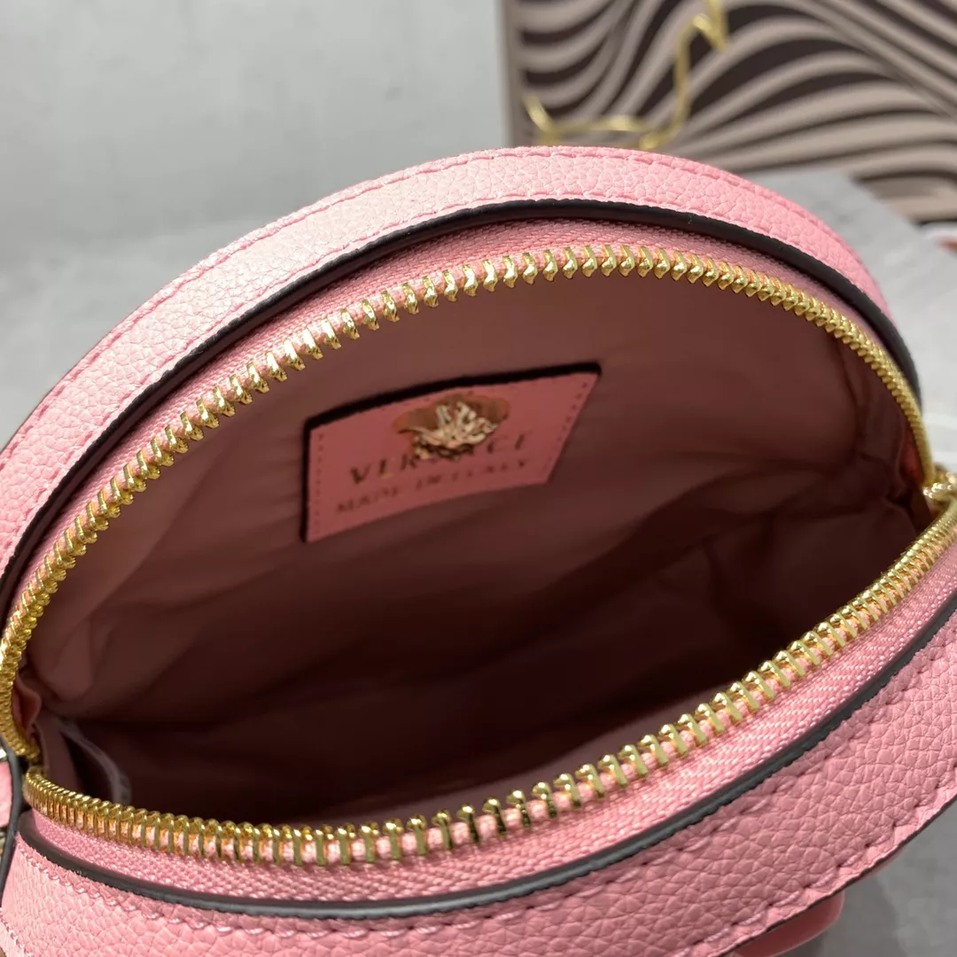 Versace AAA Quality Messenger Bags For Women Trendsetting 2036