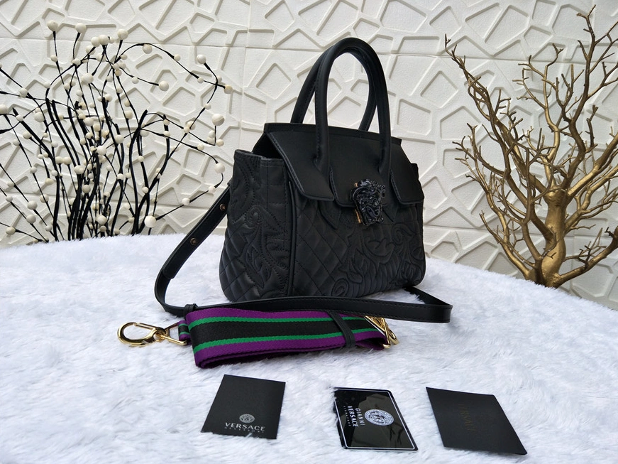 Versace AAA Quality Messenger Bags Unique 6477