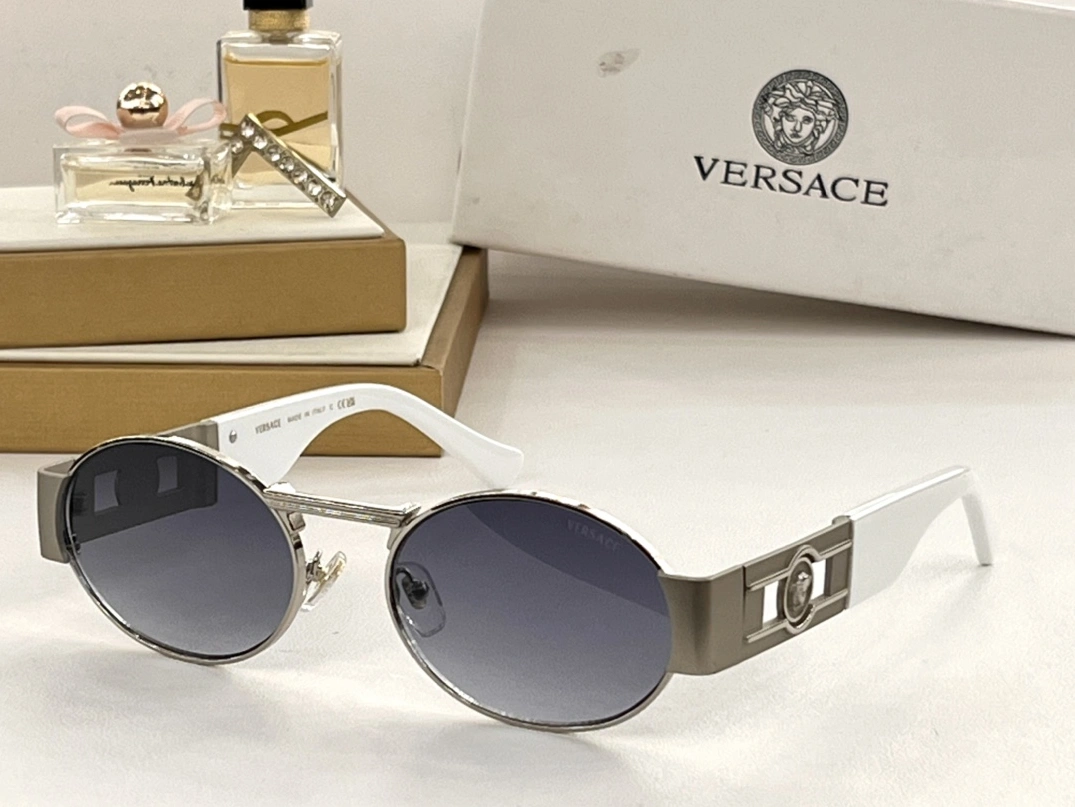 Versace AAA Quality Sunglasses AllSeason 3207