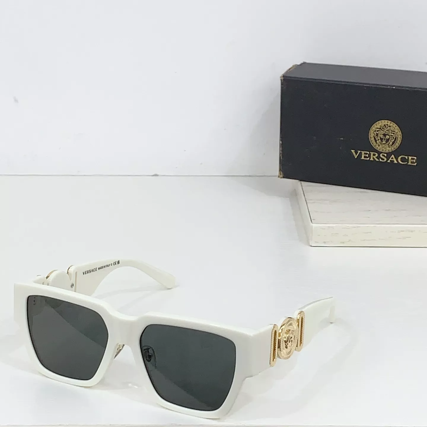 Versace AAA Quality Sunglasses AllSeason 5462