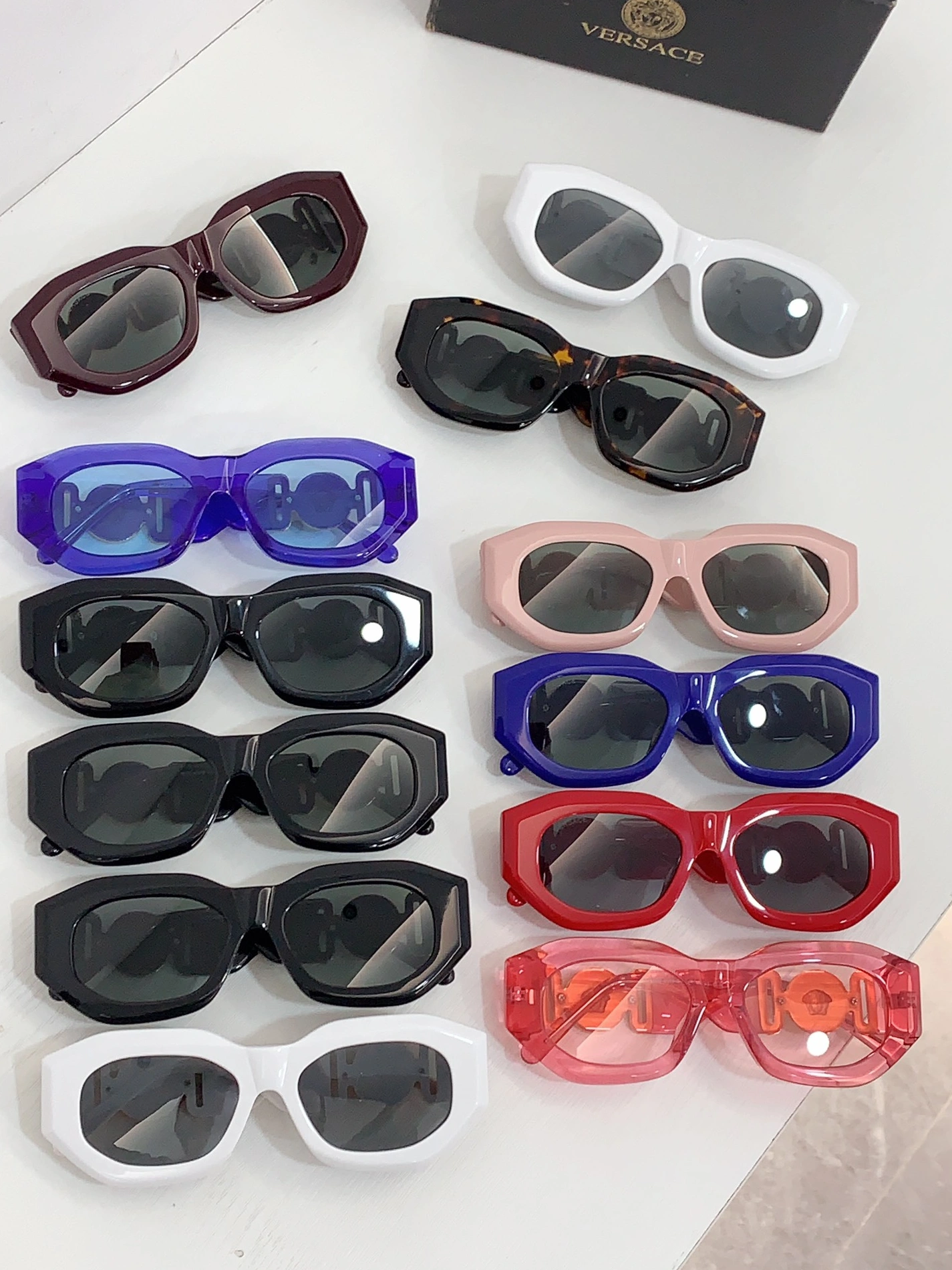 Versace AAA Quality Sunglasses EasyMatch 3600