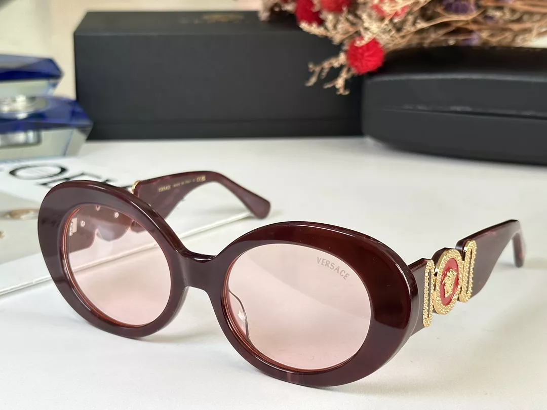 Versace AAA Quality Sunglasses EasyMatch 8596