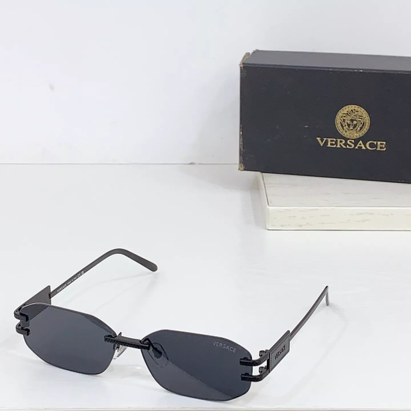 Versace AAA Quality Sunglasses Efficient 8364